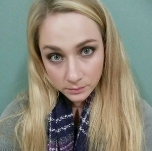 Meet your Posher, Faith